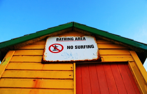 bathing area no surfing