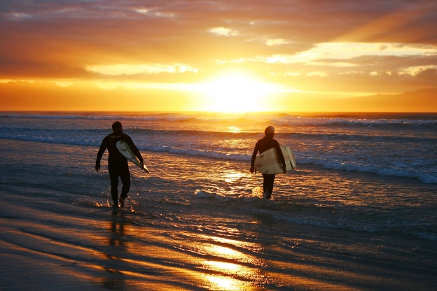 sunrise-two-surf-dudes-website