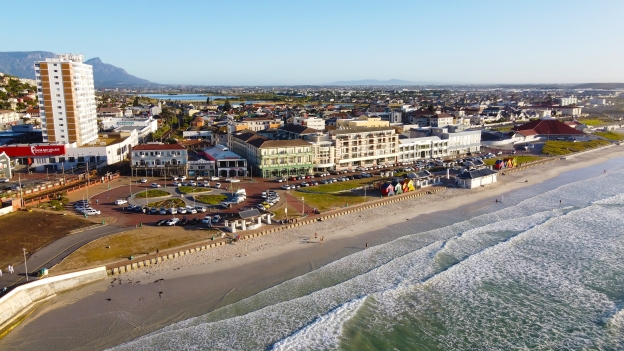 Muizenberg and the beach